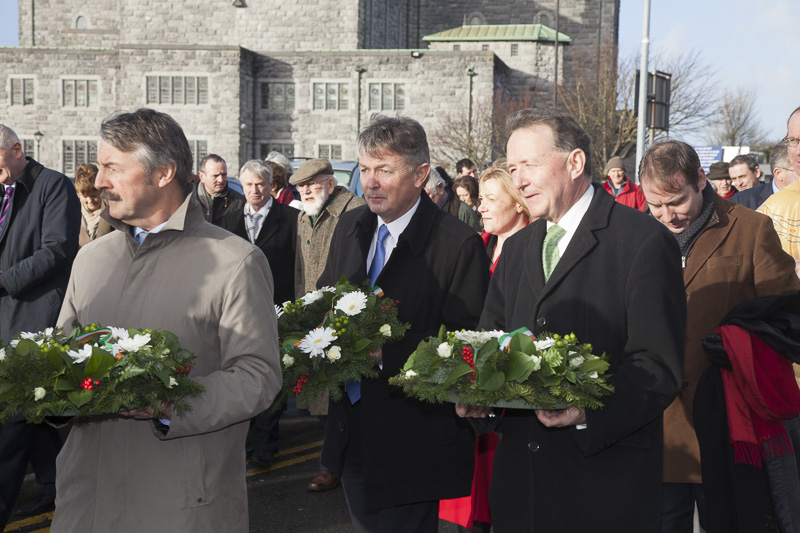 Walking from the Cathedral to the wreath laying with Seán Ó CuirreáinAn Coimisinéir Teanga [Irish Language Commissioner] 