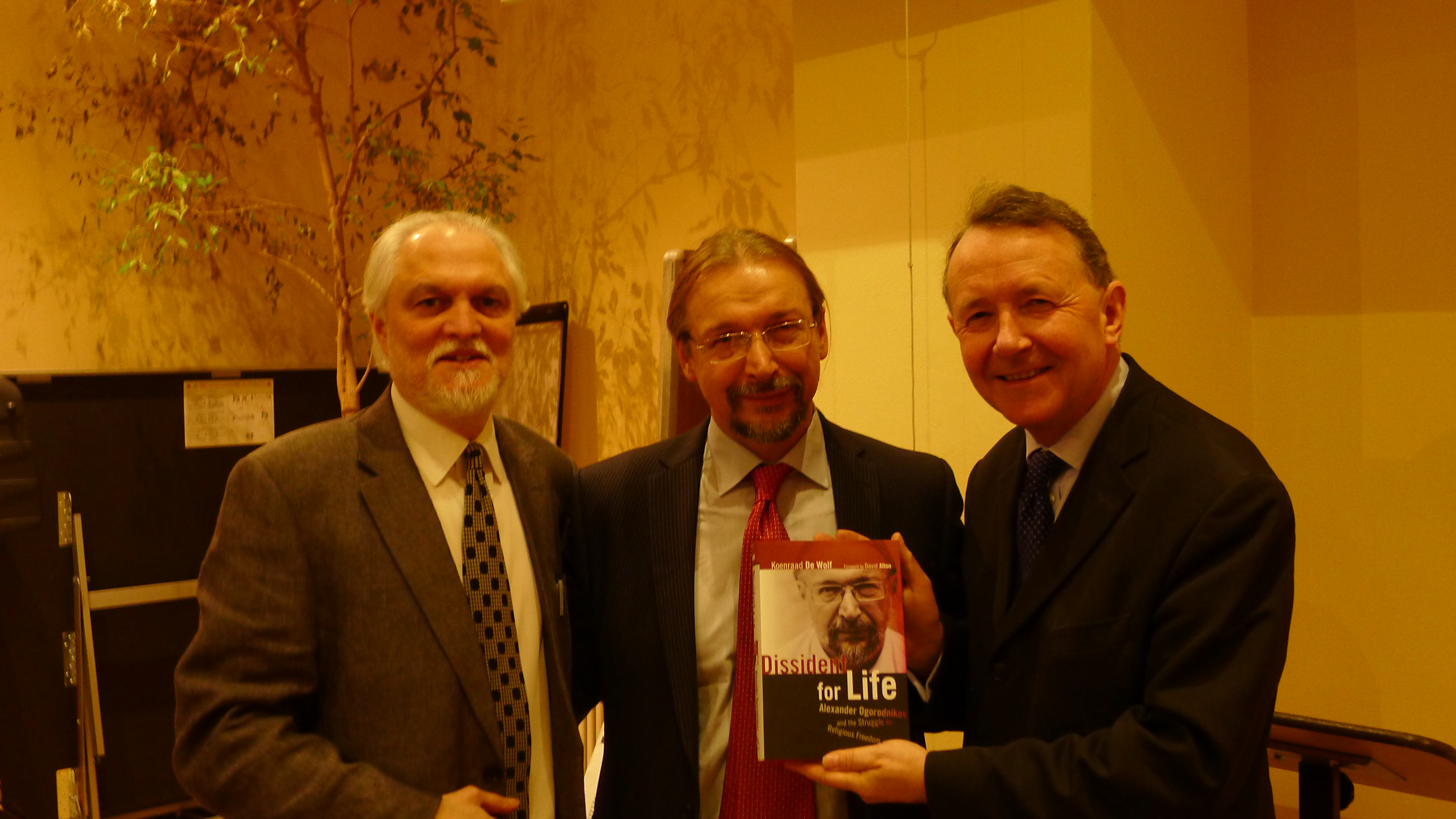 With Danny Smith of Jubilee Campaign and Alexander Ogorodnikov at the launch of his biography,  The Eternal Dissident" 